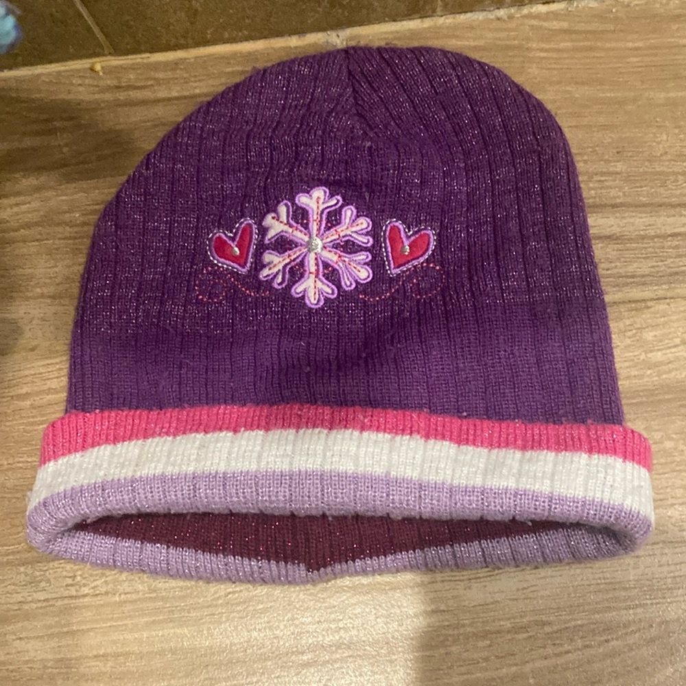 Matching children girls hat and scarf